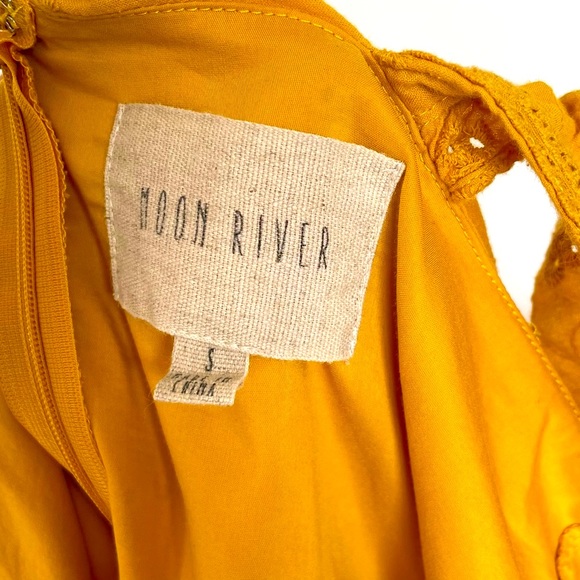 Moon River Anthropology Yellow Eyelet Tank Size S - Picture 9 of 10